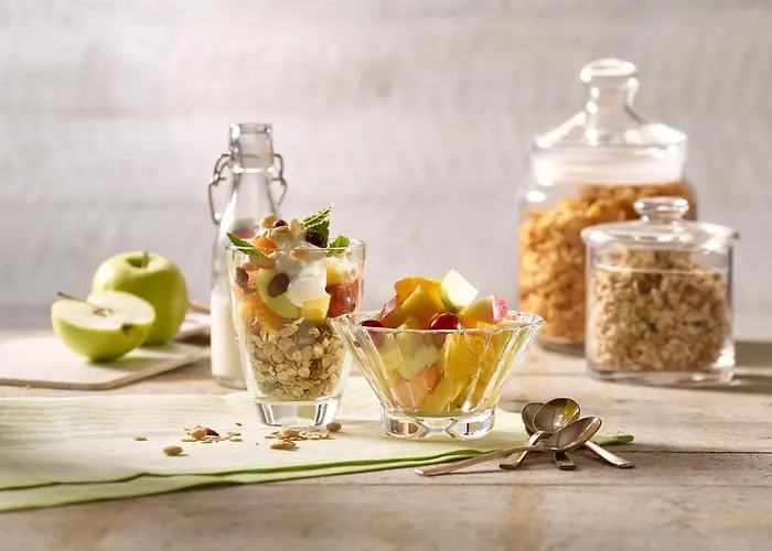 Premier Centre מלון 3*